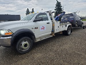 Fast Edmonton Towing West place picture